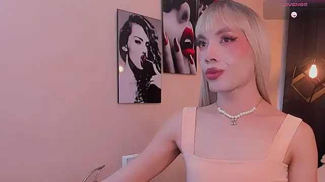 Megan Do Santos online show from 02-01-25, 08:47