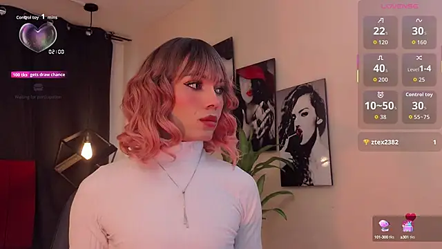 Megan Do Santos online show from 10-10-25, 08:08