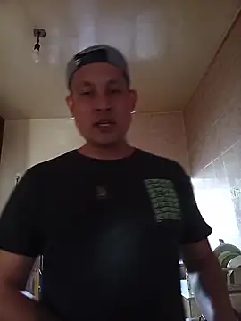 Snapshot of Zordomud0 chatting on 02-16-26, 04:14 Zordomud0 online show from 02-16-26, 04:14