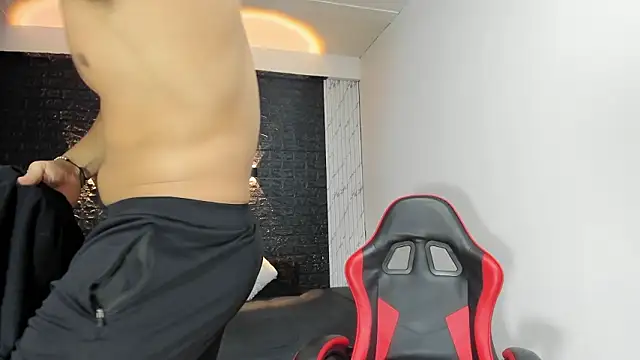 taurus boy1 online show from 03-05-26, 10:11