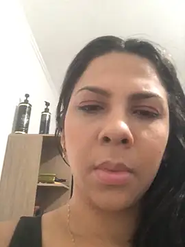 Snapshot of bellinii07 chatting on 02-22-26, 02:02 bellinii07 online show from 02-22-26, 02:02