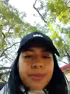 Snapshot of caro_sweett chatting on 12-11-24, 12:23 caro sweett online show from 12-11-24, 12:23