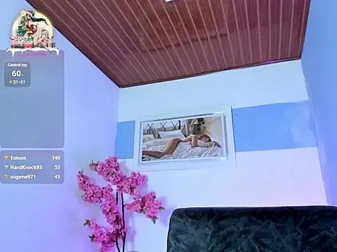 Snapshot of caro_sweett chatting on 12-28-24, 11:05 caro sweett online show from 12-28-24, 11:05