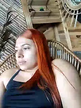 Snapshot of caro_sweett chatting on 02-14-25, 08:05 caro sweett online show from 02-14-25, 08:05