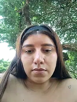 Snapshot of caro_sweett chatting on 02-27-25, 03:59 caro sweett online show from 02-27-25, 03:59