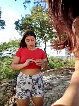 Snapshot of caro_sweett chatting on 09-10-25, 09:04 caro sweett online show from 09-10-25, 09:04