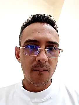 paisa233 online show from 10-15-25, 12:38