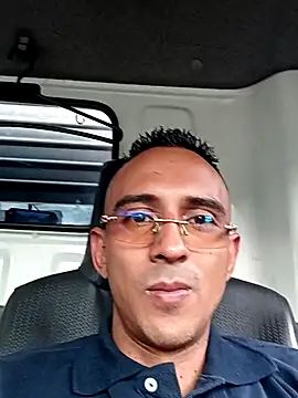 Snapshot of paisa233 chatting on 02-17-26, 08:26 paisa233 online show from 02-17-26, 08:26