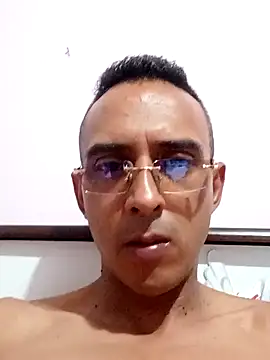 Snapshot of paisa233 chatting on 02-28-26, 03:51 paisa233 online show from 02-28-26, 03:51