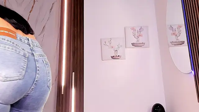 mia six66 online show from 03-19-26, 12:09