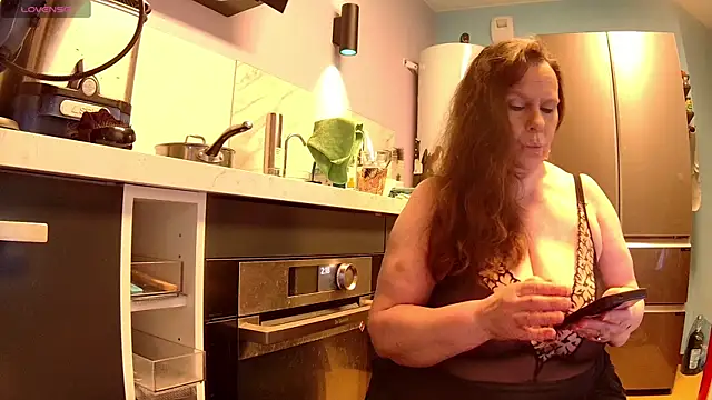 Endrocleia online show from 03-10-26, 01:21