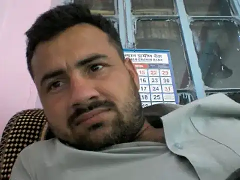 Snapshot of lallantoplonda chatting on 03-14-26, 05:02 lallantoplonda online show from 03-14-26, 05:02