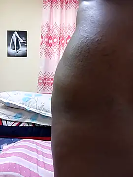 Sexyxcurves online show from 12-14-25, 08:30