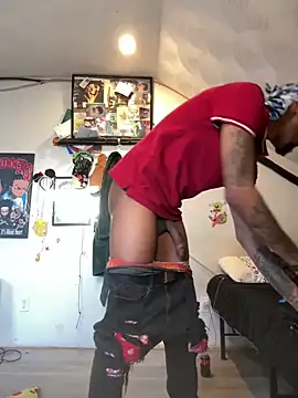 Snapshot of rayyymack chatting on 12-17-24, 07:37 rayyymack online show from 12-17-24, 07:37