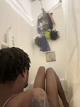 Snapshot of rayyymack chatting on 09-08-25, 09:03 rayyymack online show from 09-08-25, 09:03