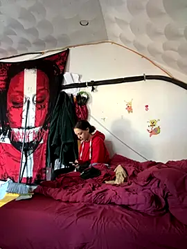 Snapshot of rayyymack chatting on 09-09-25, 12:37 rayyymack online show from 09-09-25, 12:37