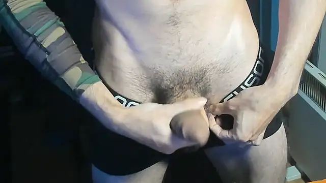 Snapshot of sinerji2 chatting on 02-17-26, 09:10 sinerji2 online show from 02-17-26, 09:10