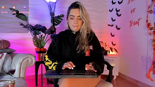 mariablonde  online show from 10-13-25, 08:20