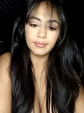 Snapshot of azzahara069 chatting on 12-18-24, 03:47 azzahara069 online show from 12-18-24, 03:47