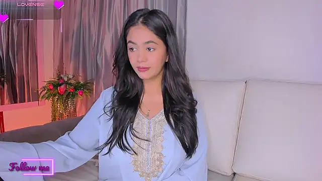 Snapshot of azzahara069 chatting on 02-12-25, 03:51 azzahara069 online show from 02-12-25, 03:51