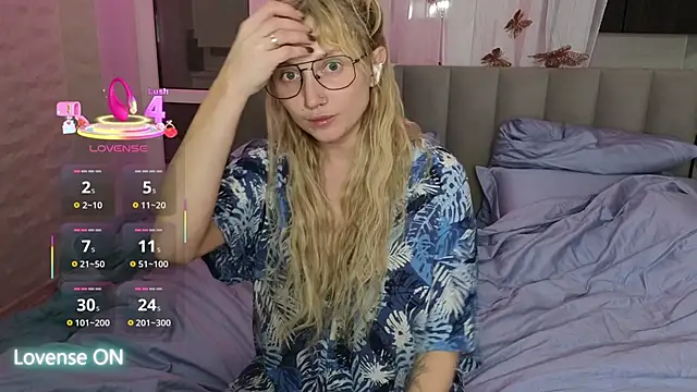 Snapshot of GoodGirl0024 chatting on 02-24-25, 07:52 GoodGirl0024 online show from 02-24-25, 07:52