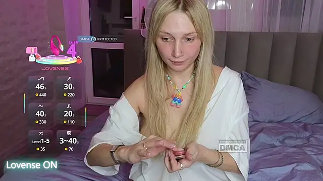 Snapshot of GoodGirl0024 chatting on 03-15-25, 08:10 GoodGirl0024 online show from 03-15-25, 08:10