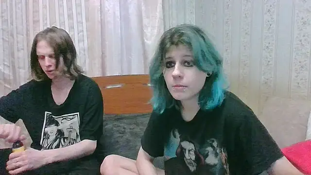 Snapshot of Crystal_Love_Porn chatting on 12-19-24, 06:45 Crystal Love Porn online show from 12-19-24, 06:45