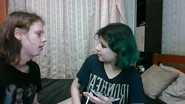 Snapshot of Crystal_Love_Porn chatting on 03-07-25, 01:09 Crystal Love Porn online show from 03-07-25, 01:09