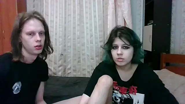 Snapshot of Crystal_Love_Porn chatting on 03-08-25, 06:37 Crystal Love Porn online show from 03-08-25, 06:37