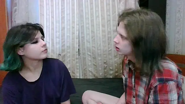 Snapshot of Crystal_Love_Porn chatting on 03-20-25, 03:56 Crystal Love Porn online show from 03-20-25, 03:56