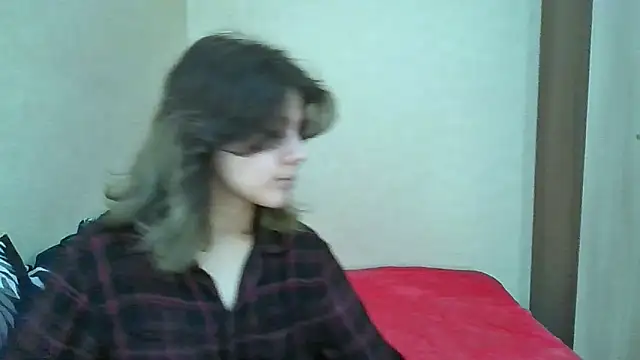 Snapshot of Crystal_Love_Porn chatting on 09-22-25, 12:18 Crystal Love Porn online show from 09-22-25, 12:18