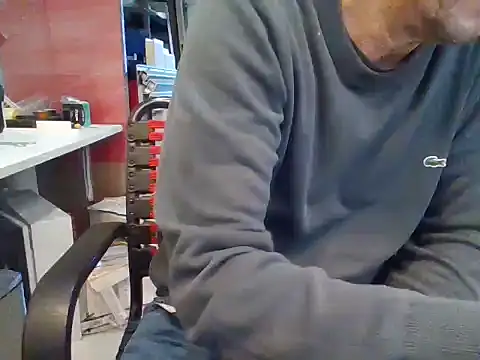 Raimundo1971 online show from 10-29-25, 02:19