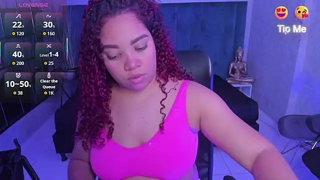 Snapshot of AngelaCoffee chatting on 07-15-26, 02:17 AngelaCoffee online show from 07-15-26, 02:17