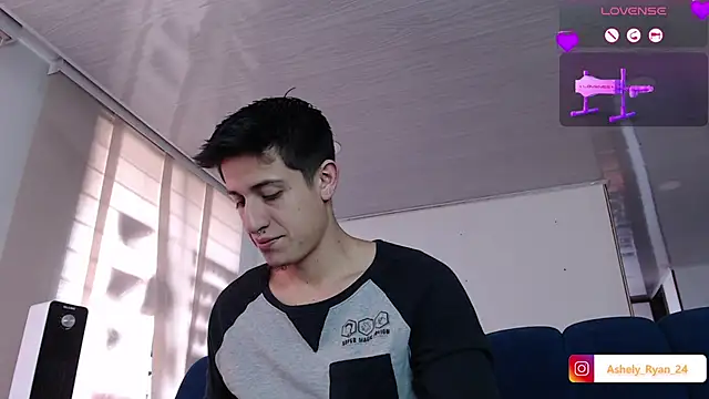 ashely ryan24 online show from 11-09-25, 08:29