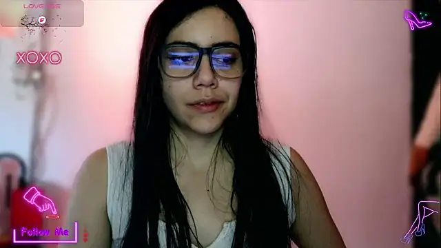 LauGrayJ online show from 11-26-25, 05:25