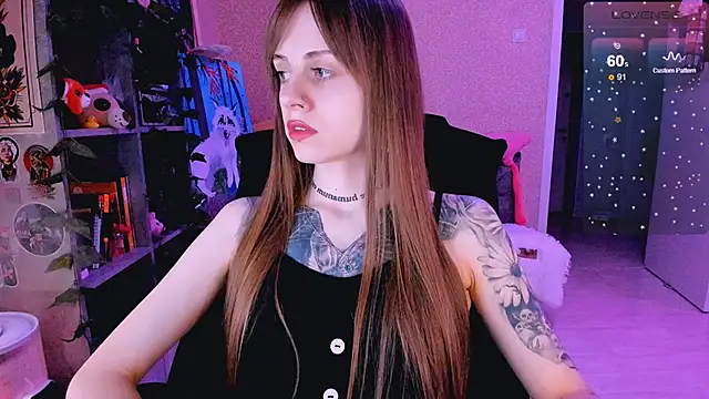 NaniMoore online show from 02-25-25, 08:19