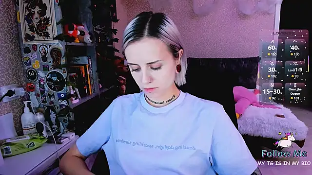 NaniMoore online show from 11-20-25, 09:25