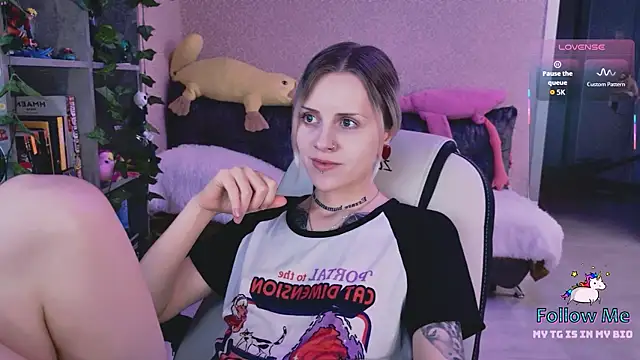 NaniMoore online show from 03-21-26, 08:12