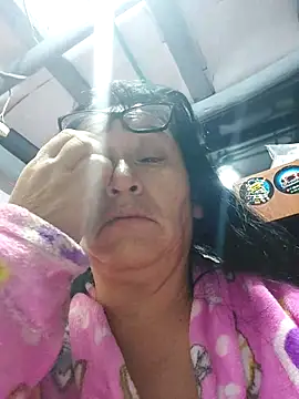 Snapshot of clarita_01 chatting on 07-04-26, 11:38 clarita 01 online show from 07-04-26, 11:38