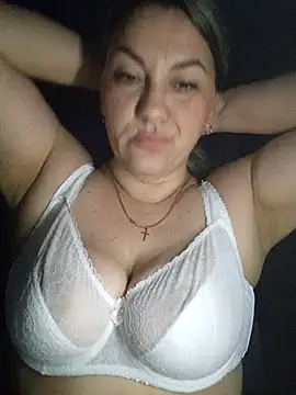 Ant0nina online show from 12-17-25, 10:27