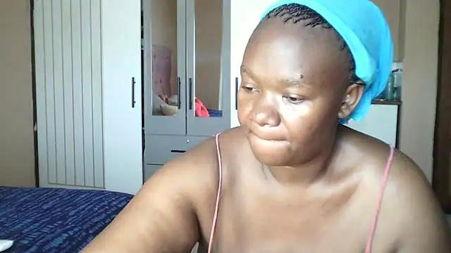 Snapshot of XXXGIANTBOOBS chatting on 09-17-25, 08:16 XXXGIANTBOOBS online show from 09-17-25, 08:16