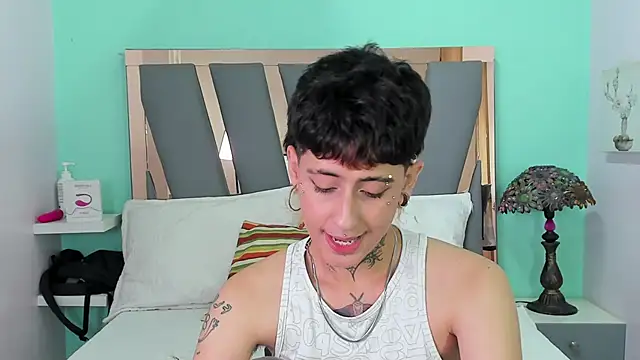 Ethan lennox online show from 12-13-25, 10:37