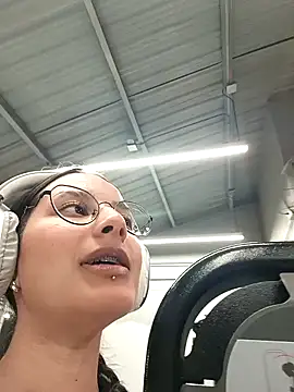  vaness online show from 01-04-25, 05:37