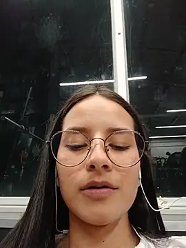  vaness online show from 05-20-26, 05:24