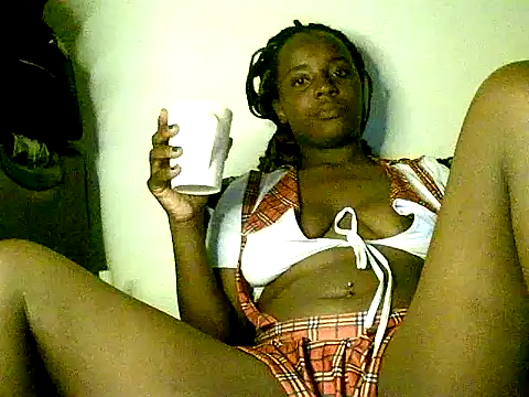 Snapshot of lavishh_linds chatting on 01-01-25, 03:46 lavishh linds online show from 01-01-25, 03:46