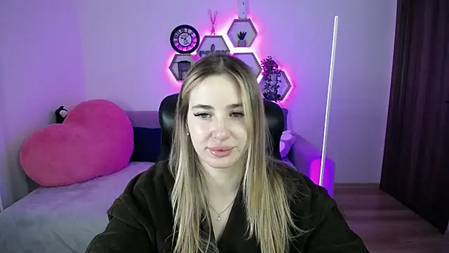 SabrinViolet online show from 02-08-26, 09:02