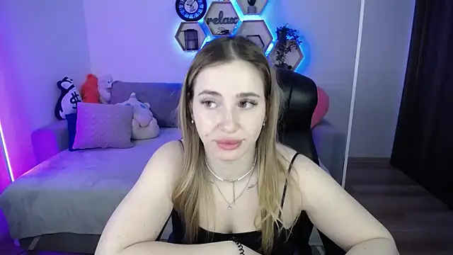 SabrinViolet online show from 03-23-26, 09:13