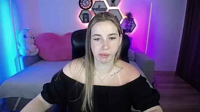 SabrinViolet online show from 07-06-26, 08:22