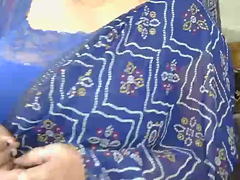 Snapshot of Cute_Ruhi99 chatting on 02-10-25, 01:33 Cute Ruhi99 online show from 02-10-25, 01:33