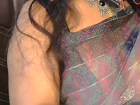 Snapshot of Cute_Ruhi99 chatting on 02-21-25, 01:11 Cute Ruhi99 online show from 02-21-25, 01:11